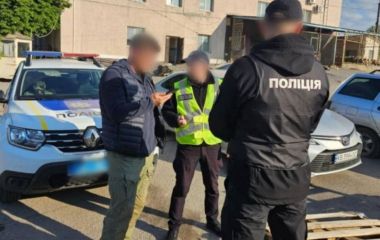 Не служив, а майже мільйон зарплати отримав. На Вінниччині судитимуть екскомандира військової частини