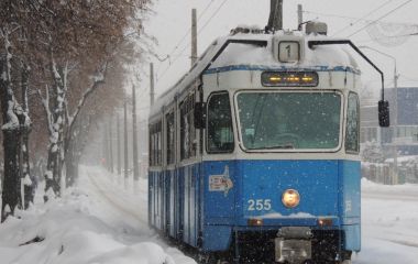 Менше транспорту — більше тисняви: що відбувається з перевезеннями у Вінниці