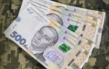 Пенсії родинам загиблих воїнів зростуть. Скільки платитимуть з 1 березня?