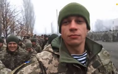 Мама мріє забрати тіло сина з Маріуполя: фільм «Христос» створили з кадрів з телефону морпіха