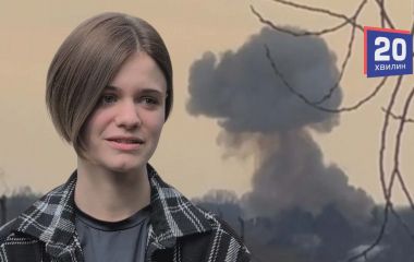 «Коли я зрізала футболку, кров летіла на мене» Історія студентки, яка рятувала людей під час обстрілу
