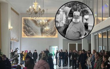 Останні оплески для Олександра Шемета: сотні вінничан прийшли попрощатися з легендарним митцем