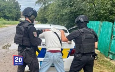 Стріляв у підлітка та його товариша: жителя Серебринців відправили за ґрати