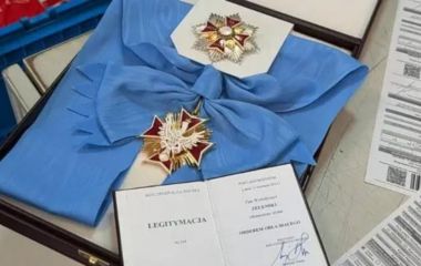Колишній мер Вінниці повернув польський орден. До ініціативи долучились Кучма і Порошенко