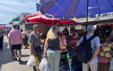 Літо у банці: які ціни на продукти для консервації на Привокзальному ринку у Вінниці