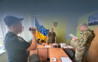 Посадовцям ТЦК Вінниччини повідомили про підозри. ДБР проводить масштабну спецоперацію