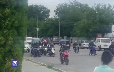 У Тиврові попрощалися з 15-річним хлопцем, який загинув у палаючій автівці