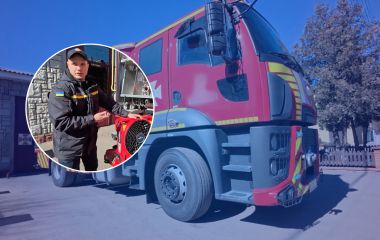 Що ховається всередині пожежної машини: показуємо спецтехніку вінницьких рятувальників