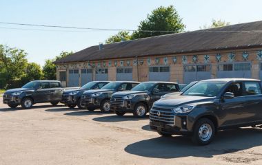 Вінниця хоче купити два пікапи для потреб ЗСУ. Готові заплатити понад три мільйони