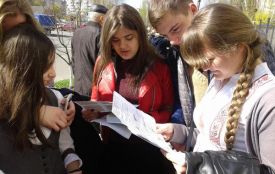 Як випускники чекають першого тестування ЗНО (репортаж онлайн)