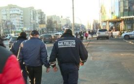 Вінницькі поліцейські досі не зняли міліцейської форми. В чому причина?
