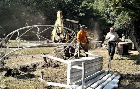 «Май харт віл гоу он»: Алею закоханих в парку перероблюють на алею мініатюр