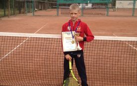 Вінницький тенісист виграв турнір у Хмельницькому