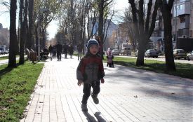 Золота осінь у Вінниці. Проспект Космонавтів заполонили люди
