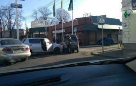 Біля "McDonald's" на Соборній два водії не поділили парковку