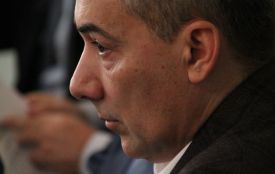 Депутат облради Володимир Барцьось:"На ПМЖ у Швейцарію не переїжджаю, і на своєму Bentley не їжджу!"