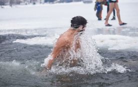 Сьогодні вінничани відзначають Водохреща або Йордан