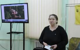 «Убив – відповідай!» - мати Максима Шимка про «беркутівця», з автомата якого вбили її сина