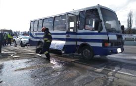 У Калинівському районі горів рейсовий автобус. Люди не постраждали