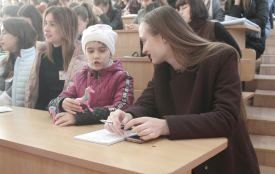 «Потрібно вміти говорити так, як треба» - прокоментувала проведення олімпіади семирічна дівчинка