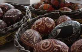 Зробити писанку самотужки. Що було цікавого на фестивалі великодніх традицій
