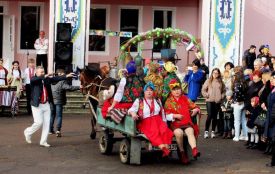 На фестиваль вина і голубців приїде депутат парламенту Молдови й артисти «юного орла» Поплавського