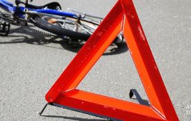У Браїлові 12-річний хлопчик на велосипеді врізався у вантажівку «ЗІЛ»