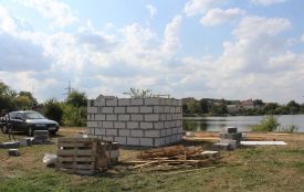 Вінничан обурила сумнівна забудова біля Вишенського озера. Що там зводять?