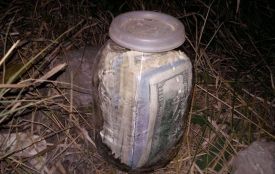 Двісті тисяч у банці закопала вінничанка  і … забула де. Викликала поліцію