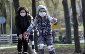 Бджолиний пилок і свіже повітря, або як зміцнити дитячий імунітет восени