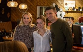 Сопонару міняє професію. У Вінниці актриса працювала баристою для благодійності