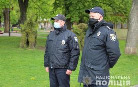 Посилений режим служби. На вулиці вийшли поліцейські та військові