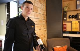 Скільки випити вина, щоб на ранок не боліла голова? На це та інші питання відповідає сомельє