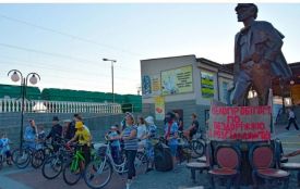 «Ну, всьо, доїхали!» Відкрили школу для навчання їзди на велосипеді і… китайської мови