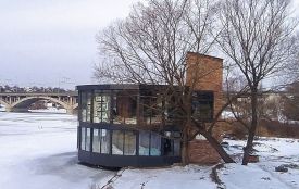 Будівництво на Бригантині виявилося реконструкцією. Буде дві кав’ярні біля храму