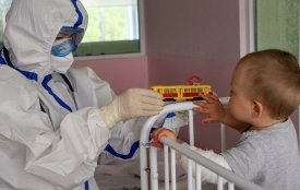 «Омікрон» масово вражає дітей у Вінниці. Яка симптоматика недуги?