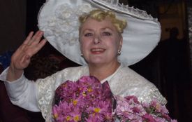 «Талановита красуня з чарівним голосом». Померла Лідія Белозьорова, яка 50 років служила у Вінницькому театрі