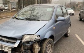 ДТП на Чорновола. Водій за кермом Chevrolet на повороті влетів в іншу автівку на зустрічній (ВІДЕО)