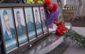 «Снаряд вибухнув у декількох метрах…» У Калинівці гвардійці вшанували пам'ять молодого офіцера