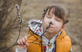 Запахло весною. Синоптик розповіла, коли в Україну прийде потепління