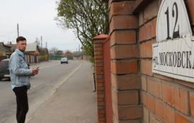 «Я руками, ногами й душею за зміну»: що жителі Московської думають про перейменування вулиці