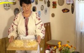 Готуємо домашню локшину на жовтках. Рецепт від «Подільської кухні»