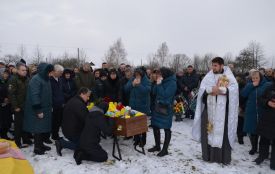 Провели в останню путь: на війні загинув Герой Олександр Сивак з Новоселівки