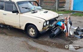 «Лоб у лоб»: у Липовці зіткнулися скутер та легковик