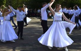 «Це була репетиція балу Перемоги». Як студенти під час війни складали іспит у формі танцю