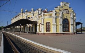 Через нічні обстріли потяги Вінниччиною їхатимуть з великою затримкою