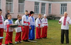 «За що ви так зневажаєте вчителів?». Історія про те, як через одного учня закривають ліцей