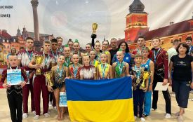 Вінницькі акробати вибороли 5 золотих медалей на «Warsawa Cup» у Польщі