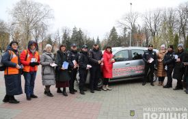 «Це не ок!»: у Вінниці провели захід в межах міжнародної акції «16 днів проти насильства»