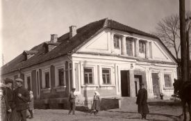 Церква, костел, синагога, фортеця і заїжджий двір. Містечко Бар на світлинах початку ХХ століття
